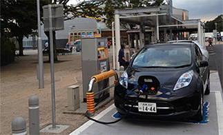 NEXCO中日本管内の高速道路や阪神高速道路のSA・PAにおいてスマートオアシス対応の急速充電器を設置